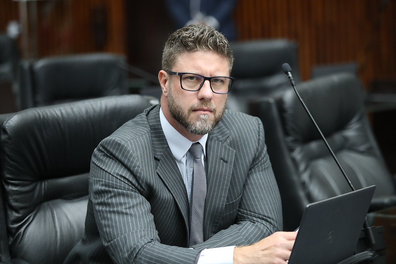 Eleições 2026: pesquisa aponta Requião Filho como nome certo no segundo turno no Paraná